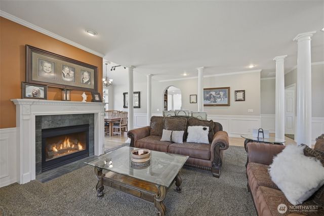 3601 214th Avenue E, Lake Tapps, WA 98391