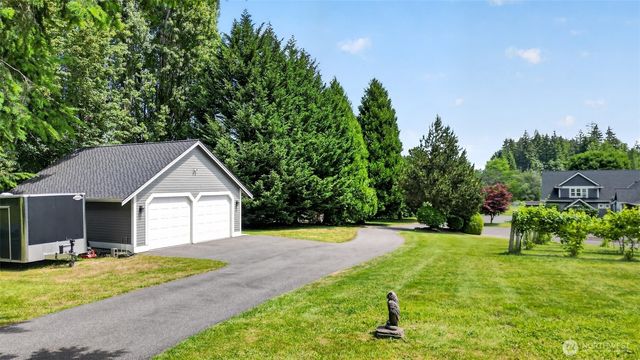 3601 214th Avenue E, Lake Tapps, WA 98391