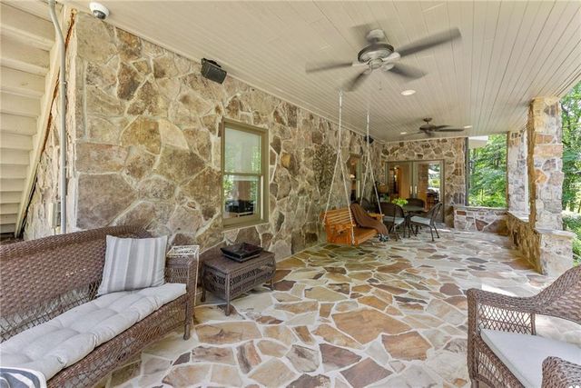 5840 Rock Springs Circle, Buford, GA 30518