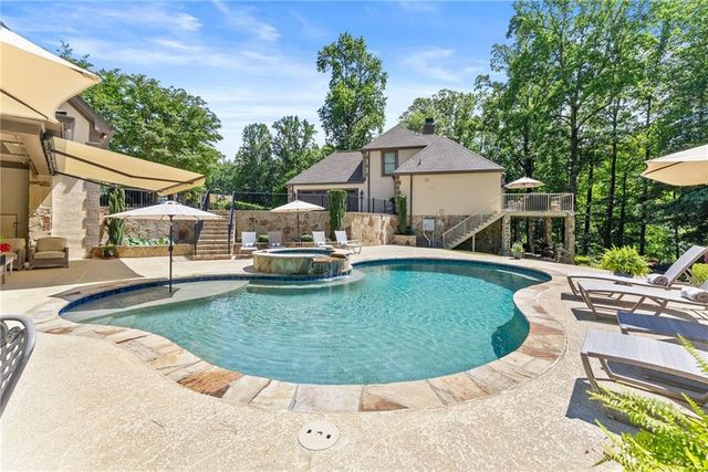 5840 Rock Springs Circle, Buford, GA 30518