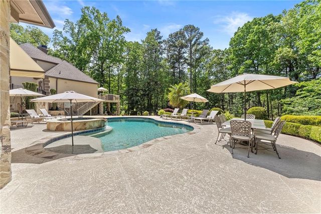 5840 Rock Springs Circle, Buford, GA 30518
