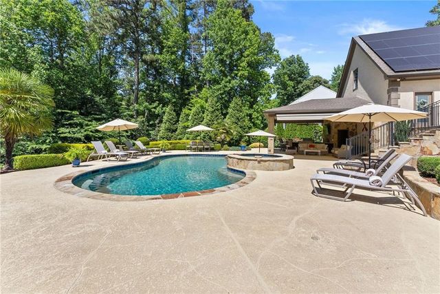 5840 Rock Springs Circle, Buford, GA 30518