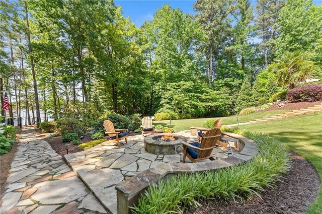 5840 Rock Springs Circle, Buford, GA 30518