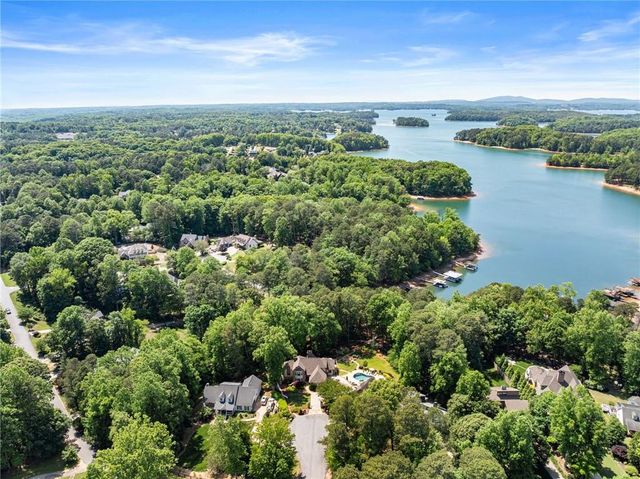 5840 Rock Springs Circle, Buford, GA 30518