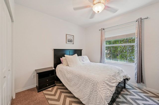 482 Graham Place, Boynton Beach, FL 33435