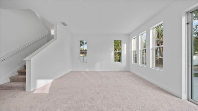 1156 37TH AVENUE N, St Petersburg, FL 33713