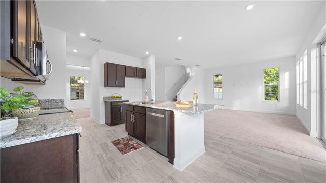 1156 37TH AVENUE N, St Petersburg, FL 33713