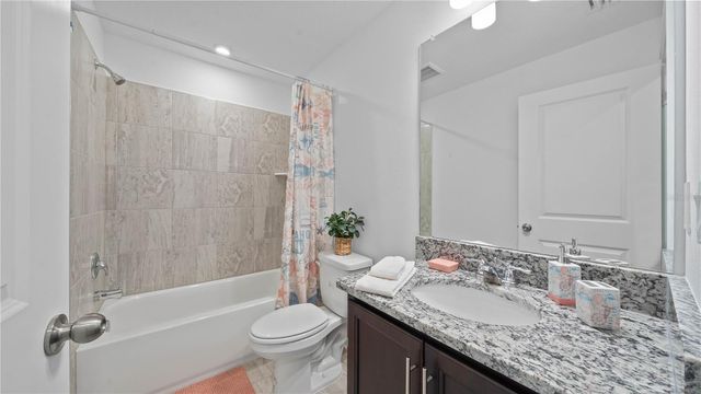 1156 37TH AVENUE N, St Petersburg, FL 33713