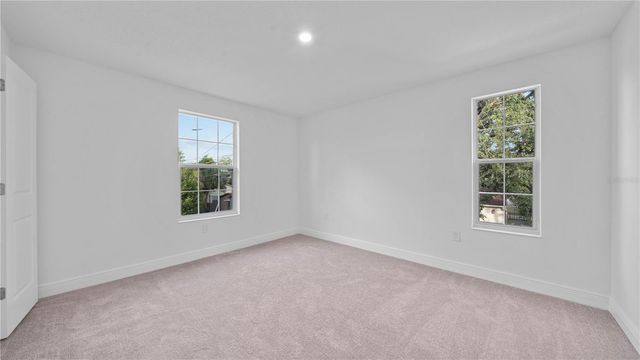 1156 37TH AVENUE N, St Petersburg, FL 33713