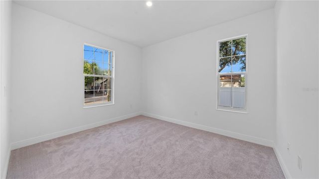 1156 37TH AVENUE N, St Petersburg, FL 33713