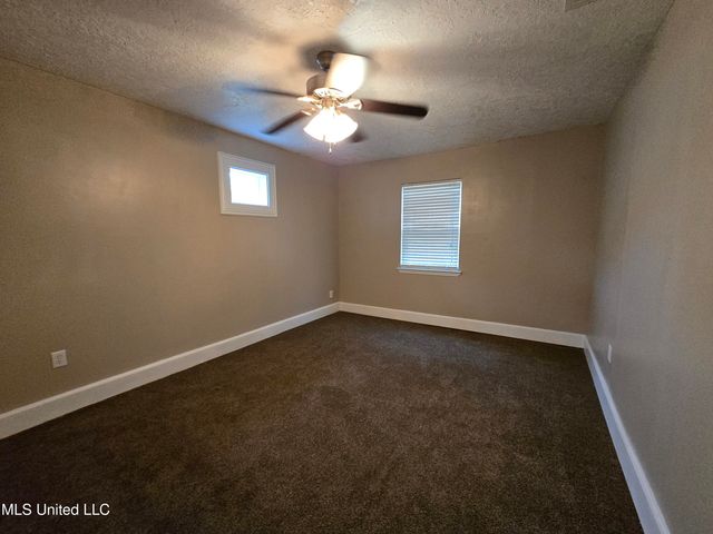 84 Woodforest Drive, Gulfport, MS 39503