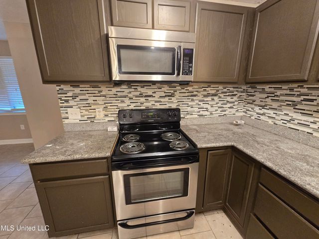 84 Woodforest Drive, Gulfport, MS 39503