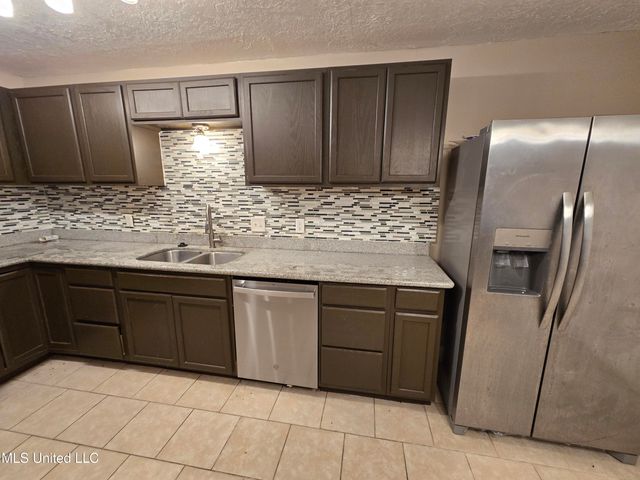 84 Woodforest Drive, Gulfport, MS 39503