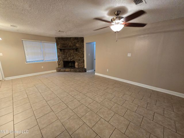 84 Woodforest Drive, Gulfport, MS 39503