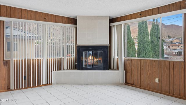 2427 GOLD Avenue, El Paso, TX 79930