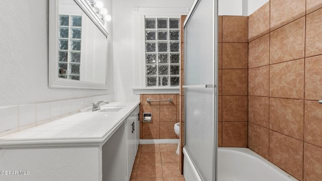 2427 GOLD Avenue, El Paso, TX 79930