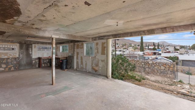 2427 GOLD Avenue, El Paso, TX 79930