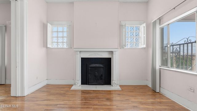 2427 GOLD Avenue, El Paso, TX 79930