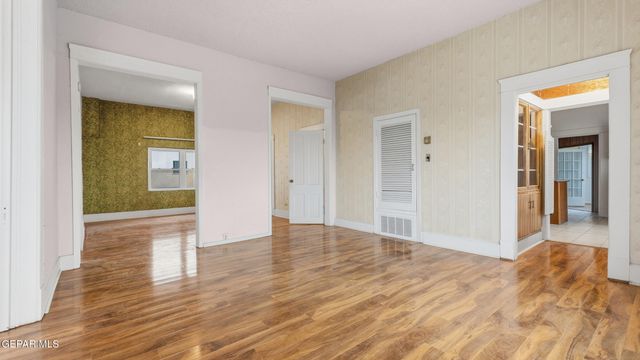 2427 GOLD Avenue, El Paso, TX 79930