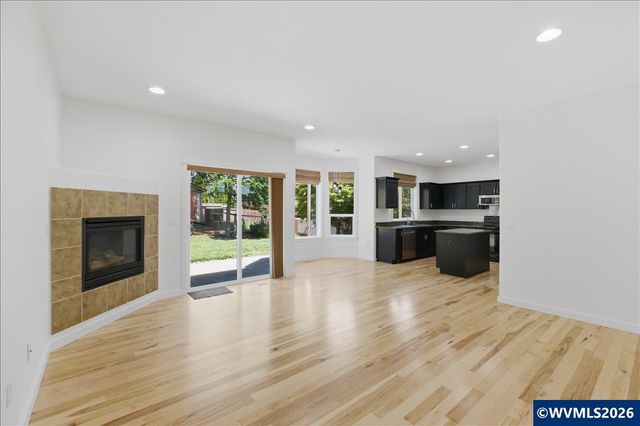 2107 Grace Av NW, Albany, OR 97321