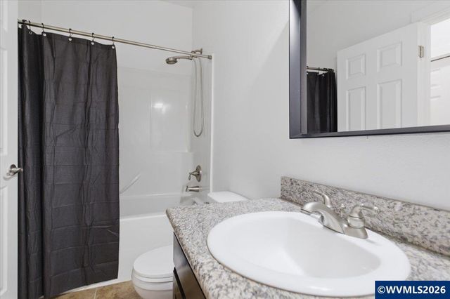 2107 Grace Av NW, Albany, OR 97321