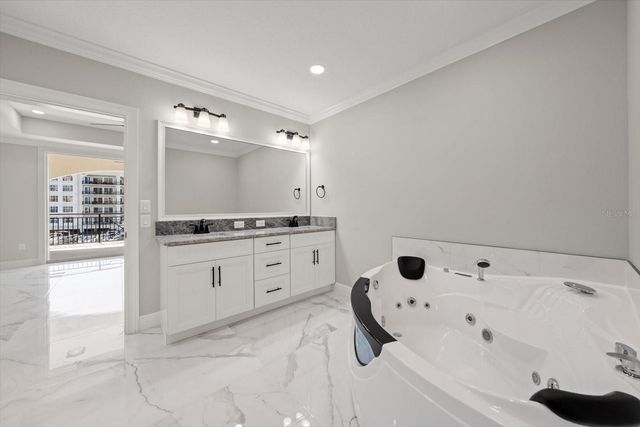 211 DOLPHIN POINT 302, Clearwater, FL 33767