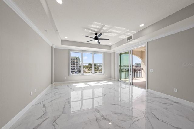 211 DOLPHIN POINT 302, Clearwater, FL 33767