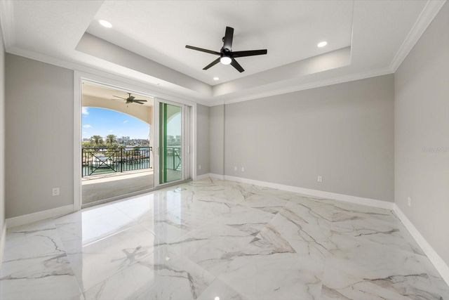 211 DOLPHIN POINT 302, Clearwater, FL 33767