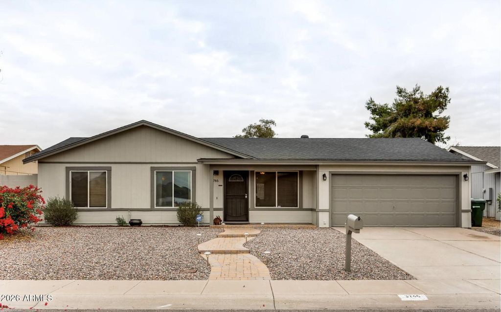 Image 1 of property listing at 3746 E ASTER Drive, Phoenix, AZ 85032