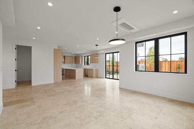 568 Creekside Court, Half Moon Bay, CA 94019