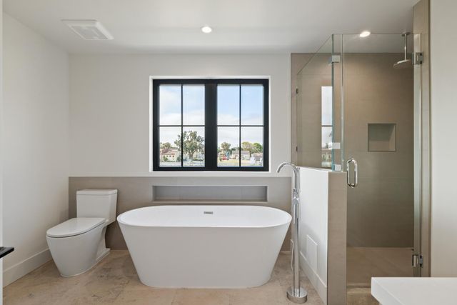 568 Creekside Court, Half Moon Bay, CA 94019