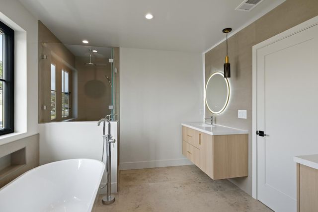 568 Creekside Court, Half Moon Bay, CA 94019