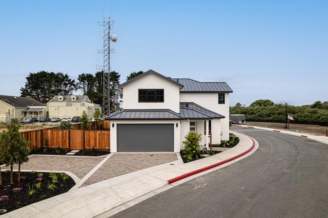 568 Creekside Court, Half Moon Bay, CA 94019