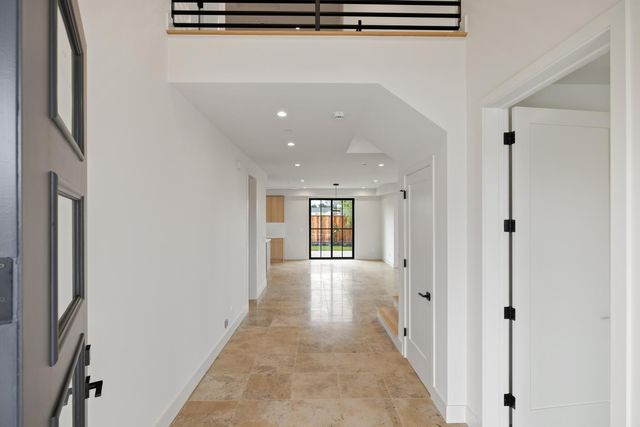 568 Creekside Court, Half Moon Bay, CA 94019