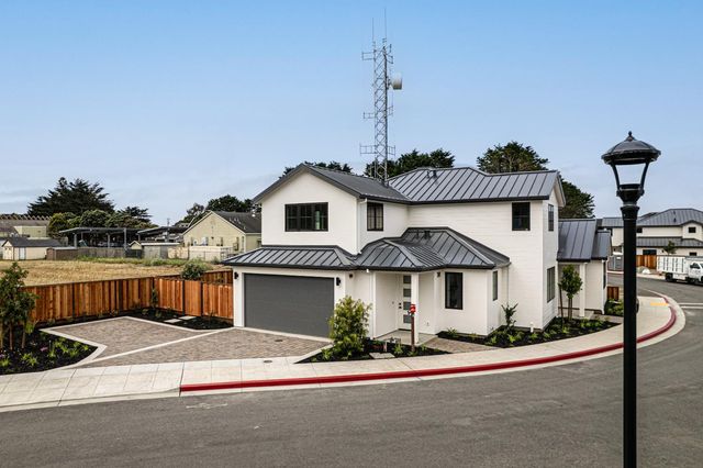 568 Creekside Court, Half Moon Bay, CA 94019