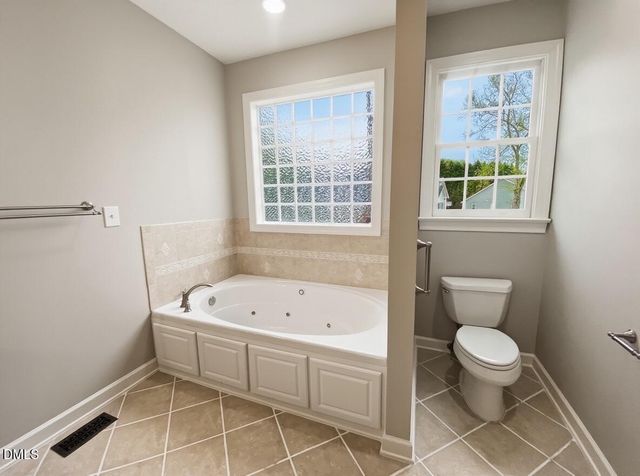 2017 Black Walnut Farm Road, Hillsborough, NC 27278