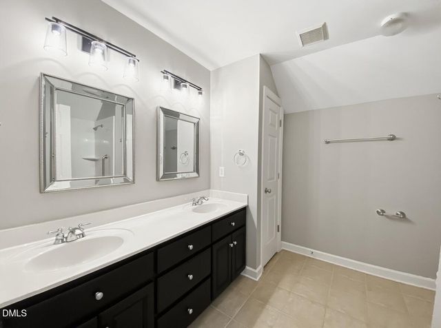 2017 Black Walnut Farm Road, Hillsborough, NC 27278