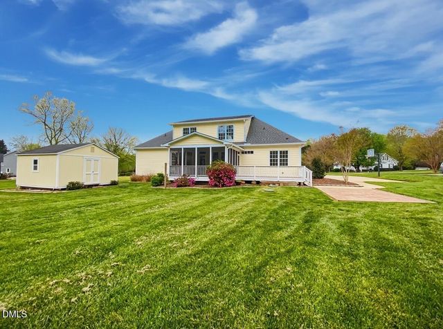 2017 Black Walnut Farm Road, Hillsborough, NC 27278