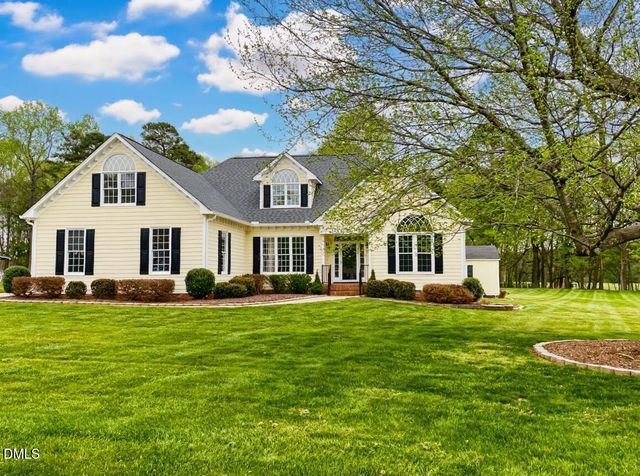 2017 Black Walnut Farm Road, Hillsborough, NC 27278