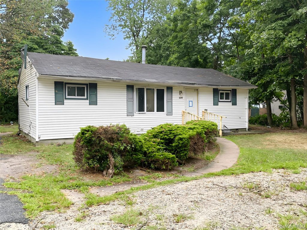 108 Suffolk Avenue, Brentwood, NY 11717