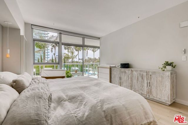 13700 Marina Pointe Drive 531, Marina Del Rey, CA 90292