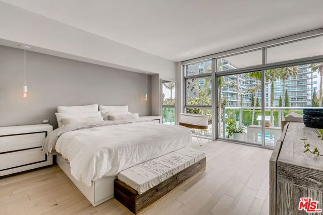 13700 Marina Pointe Drive 531, Marina Del Rey, CA 90292