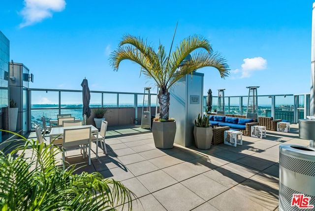 13700 Marina Pointe Drive 531, Marina Del Rey, CA 90292