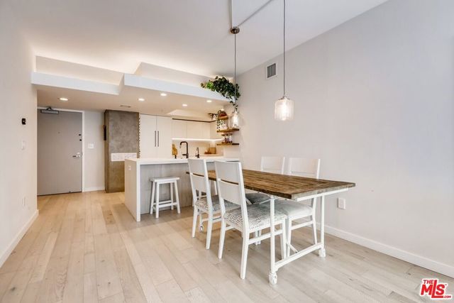 13700 Marina Pointe Drive 531, Marina Del Rey, CA 90292