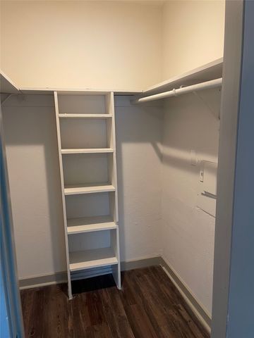 3627 Almazan Drive 216, Dallas, TX 75220