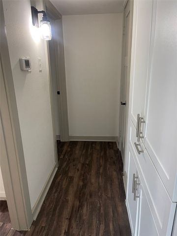 3627 Almazan Drive 216, Dallas, TX 75220