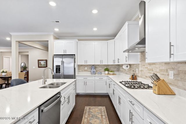 116 Woolley Court, Oakhurst, NJ 07755