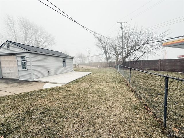 3711 Hunter Avenue, Royal Oak, MI 48073