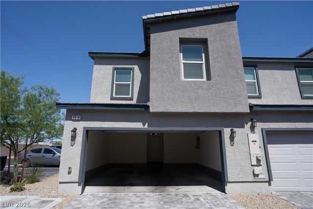 9918 Daffodil Hills Street, Las Vegas, NV 89141