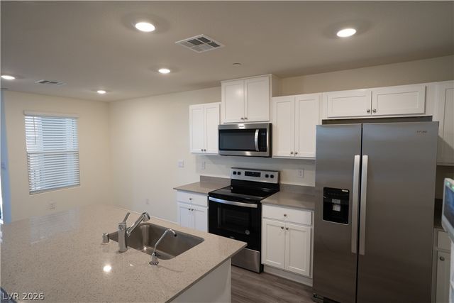 9918 Daffodil Hills Street, Las Vegas, NV 89141